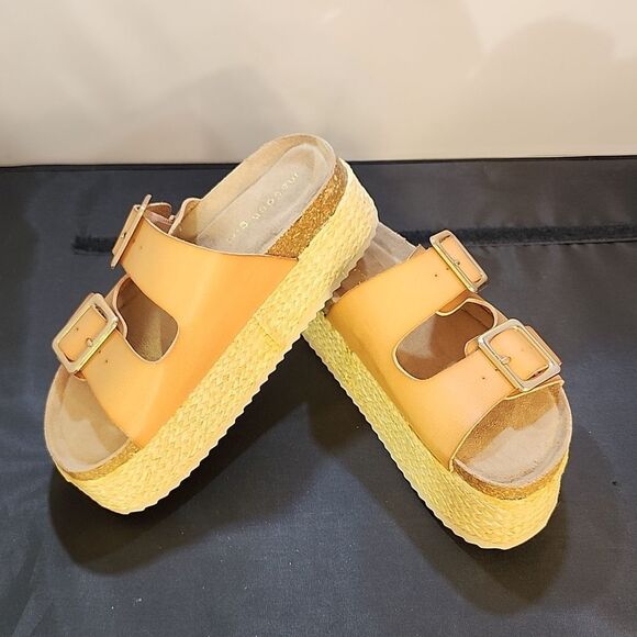 BRAND NEW MADDEN GIRL WOMEN'S MORRA ESPADRILLE WEDGE SANDAL - Picture 12 of 14